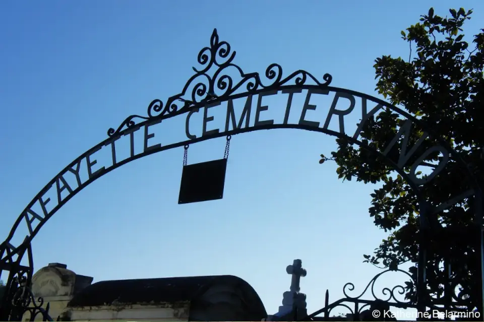 Guide to New Orleans Cemetery Tours
